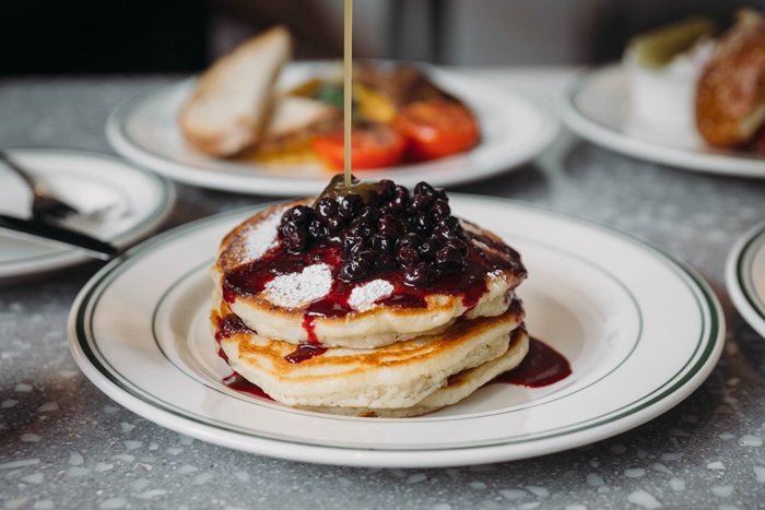 ได้เวลาพิสูจน์ความอร่อยของแพนเค้กระดับโลกที่ Clinton Street Baking Co. กันแล้ว!