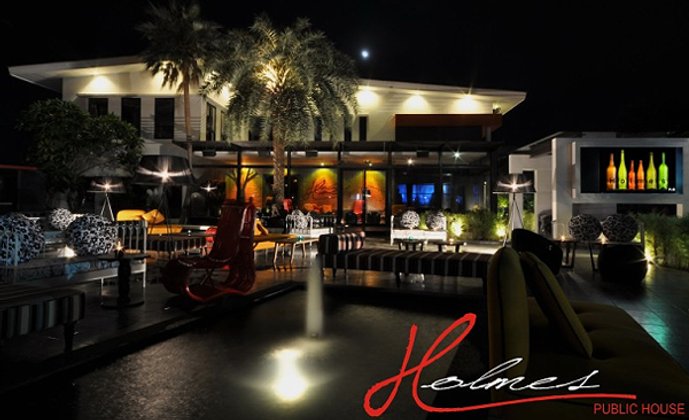 Holmes Public House