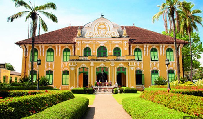 เยือนตึกเก่าสไตล์บารอค “เจ้าพระยาอภัยภูเบศร”
