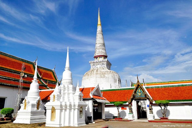 เที่ยวเมืองนครฯ ชมวัดพระมหาธาตุวรมหาวิหาร