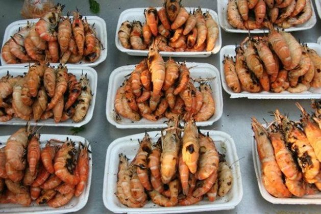 ตลาดกลางเพื่อการเกษตร ซื้อของฝาก ชิมกุ้งแม่น้ำสุดแซบ!!