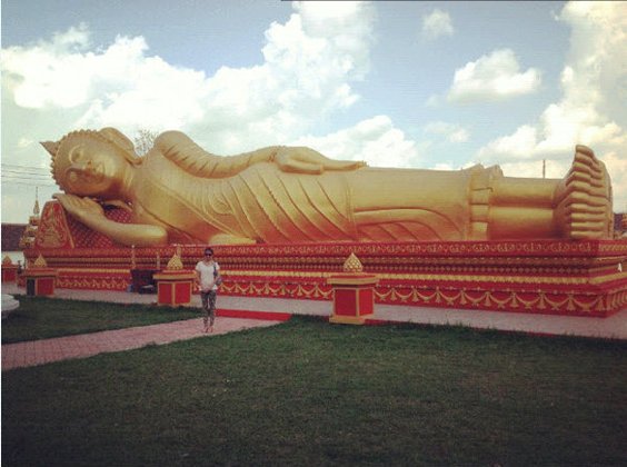 เที่ยวลาว เบิ่งเวียงจันทน์ ไปวังเวียง เยือนหลวงพระบาง ตอน 1