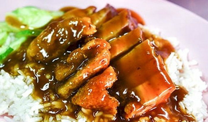หมูกรอบนายไซ เปิดตำนานความกรอบมานานกว่า 30 ปี