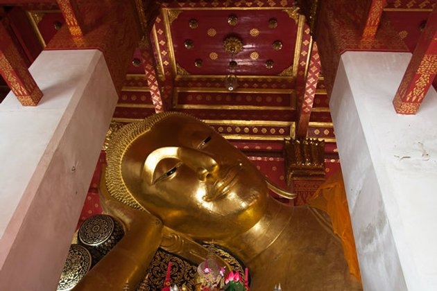 เที่ยวมหกรรมลิเกอ่างทอง ชมร่มร่อนนานาชาติสุพรรณบุรี