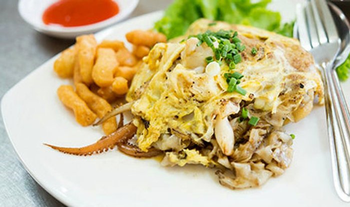 ชลธิชา ก๋วยเตี๋ยวคั่ว อร่อยง่ายๆ ราคากันเอง