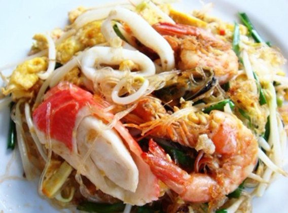 แนะนำร้านผัดไทยหอยทอดน่ากิน