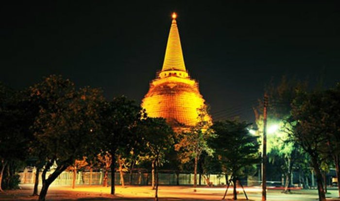 10 สุดยอดที่เที่ยวนครปฐม สนุกกับเมืองใกล้กรุง