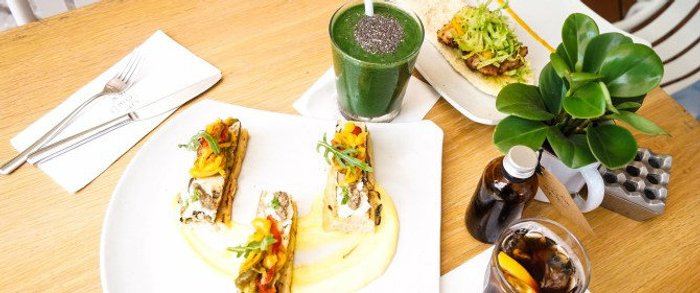 "Rocket Coffee Bar" ร้านอาหารของคนชอบชิค