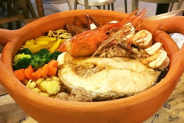 สุดอลังการ "โจ๊กเปิดหม้อ" โจ๊กต้มยำกุ้งแม่น้ำ กับท๊อปปิ้งขั้นเทพ