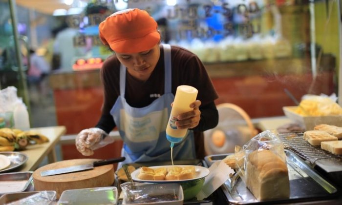 ‘นมโจ’ ร้านนมเน้นๆ ปังปิ้งหอมๆ ความอร่อยย่านเสาชิงช้า