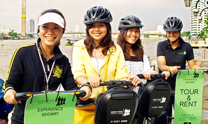เลื่อนล้อรอบเกาะรัตนโกสินทร์กับ Segway Tour Thailand