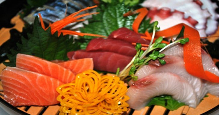 ซูชิสายพานญี่ปุ่น ถูกและอร่อย
