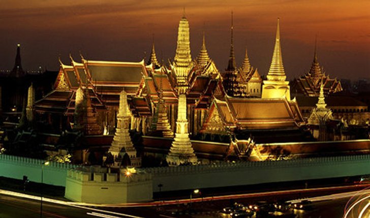 งดงามตระการตา วัดพระศรีรัตนศาสดาราม (วัดพระแก้ว)