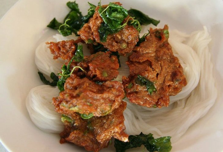 3 ร้านเด็ดอร่อยแบบต้นตำรับ เมืองเพชรบุรี