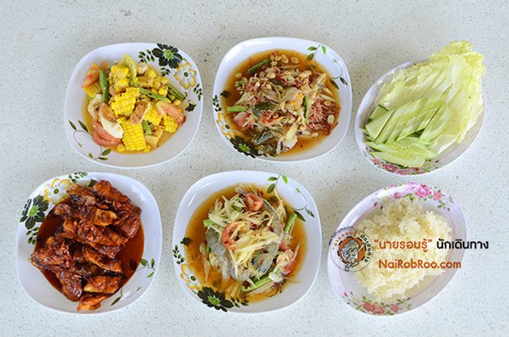 ขับรถเลี้ยวเที่ยวหาของกิน ริมถนนชล-จันท์