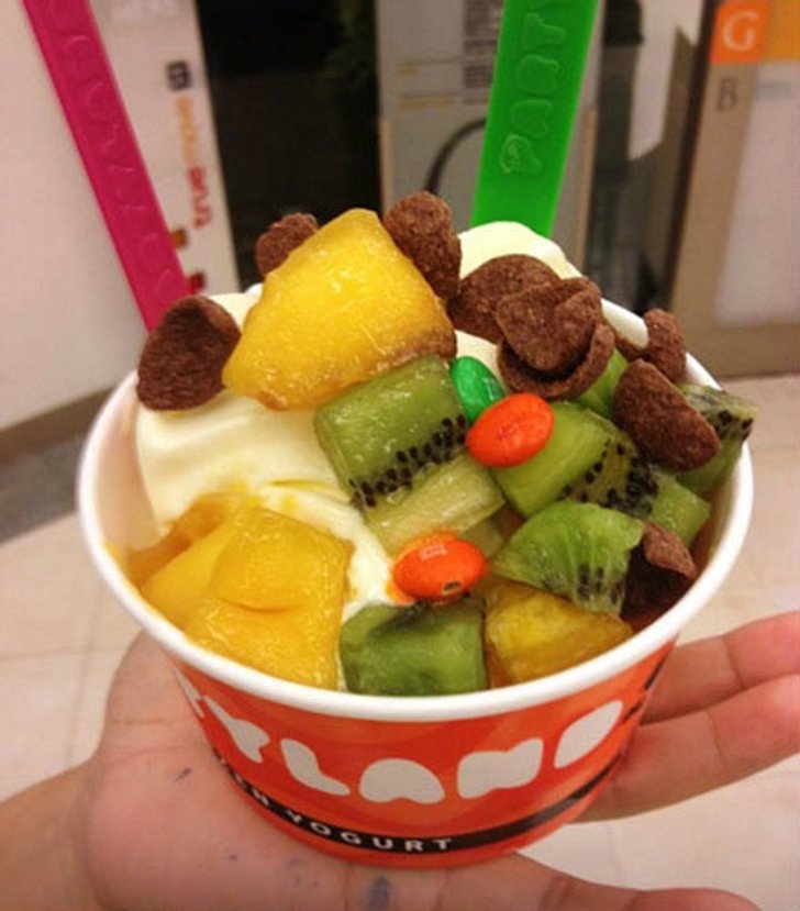 Partyland Frozen Yogurt จุด Check In แห่งใหม่