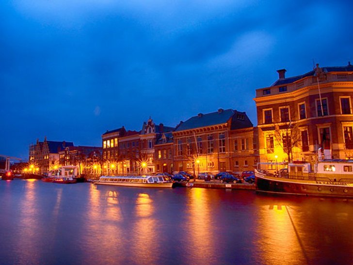 นิราศสองช้าง ชุด โฉบเฉี่ยวเที่ยวกันไปในเมืองแห่งตำนานของเบเนลักซ์ ตอนที่ 2 Haarlem, Keukenhof, Delft