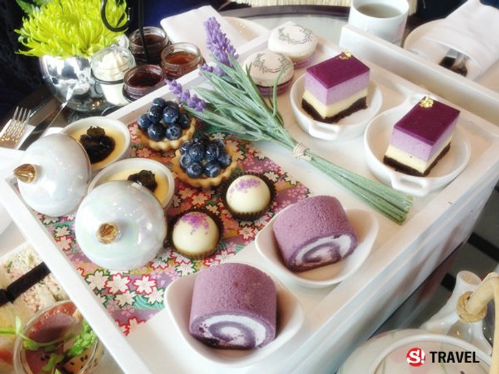 "Afternoon Tea" แห่งทุ่งลาเวนเดอร์ ชุดน้ำชายามบ่ายสุดหรู ที่เห็นแล้วต้องร้อง Wow