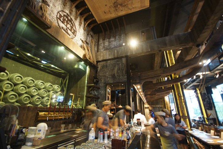Est.33 สาขา 3 @ The Up พระราม 3 เรื่องราวสุดยิ่งใหญ่และความอร่อยที่ลงตัว