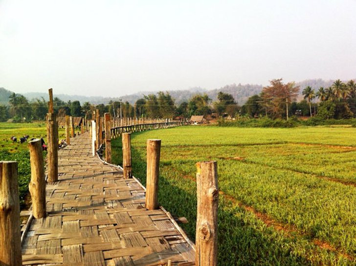 สะพานไม้ "ซูตองเป้" สะพานไม้ที่ดังที่สุด ในแม่ฮ่องสอน