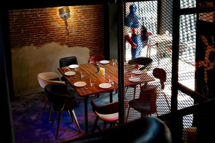 "HERO" ร้านอาหารสไตล์..ซุปเปอร์ฮีโร่ แปลก ใหม่ ใจกลางเมือง