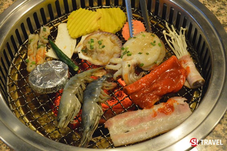 "Grills house" บุฟเฟ่ต์หน้าตาดี๊ดี..คุณภาพเกินคุ้ม!!