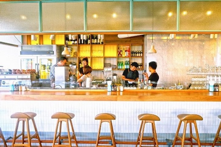 เยือน 10 ร้าน น่านั่ง..ย่านทองหล่อ 'The Commons' แหล่งนั่งเล่นของคนชอบชิค