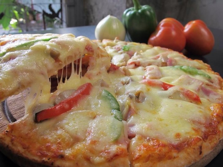 ‘Koh Lanta Pizzeria’ พิซซ่าเตาถ่าน เชิง‘สะพานปิ่นเกล้า’