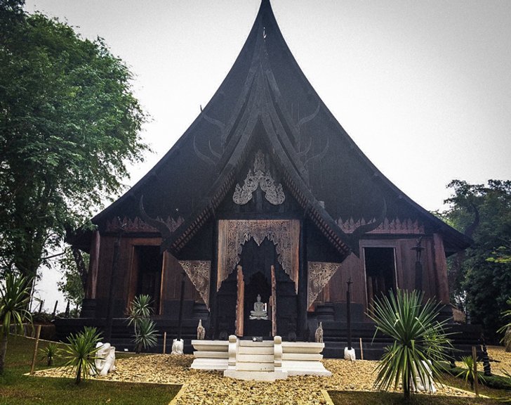 รีวิวพิพิธภัณฑ์บ้านดำ จ.เชียงราย ของอ.ถวัลย์ ดัชนี ที่ท่องเที่ยว ที่ควรไปเยือนสักครั้ง