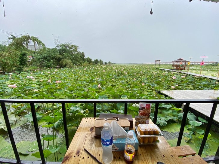 ก๋วยเตี๋ยวเรือบัวนา คลอง 7