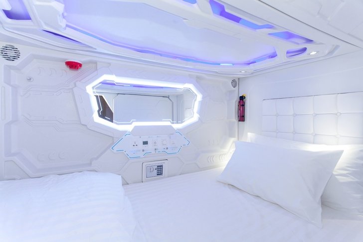 avagardcapsulehotel2