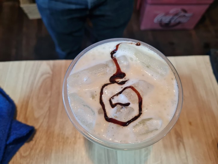 มะค่าโมง คาเฟ่