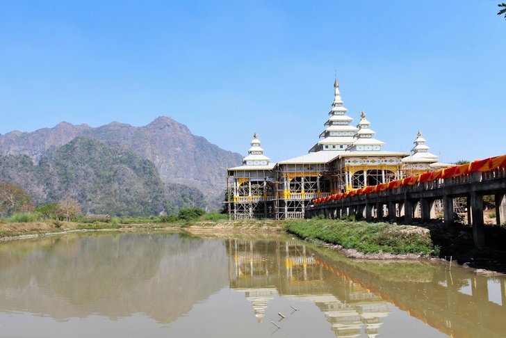“วัดเขาตะปู” เป็นวัดที่เรียกได้ว่าเป็น Landmark ที่นักท่องเที่ยวทั่วไปจะต้องมาถ่ายรูป