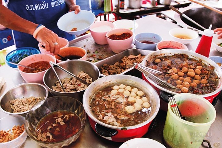 ลุงกี้ก๋วยเตี๋ยวเรือบางกร่าง รสเด็ดเครื่องแน่น! ต้องลอง!