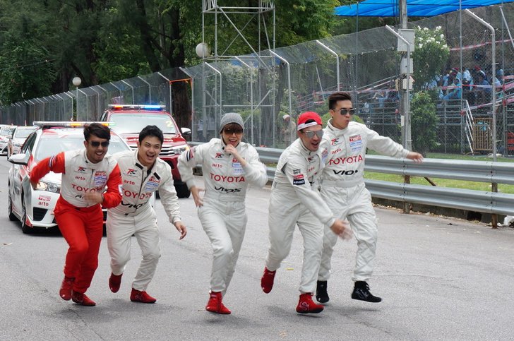 รีวิว ครั้งเดียวติดใจ! Toyota Motorsport สวนสนุกความเร็ว! คนรักสนุกต้องลอง!