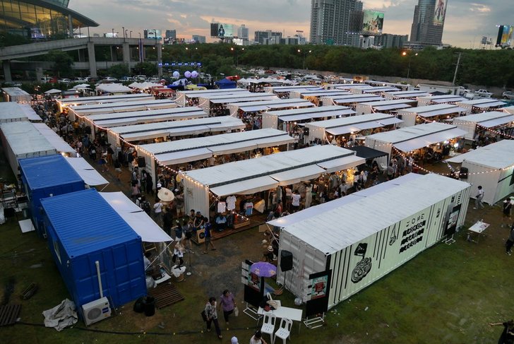 พาไปฮิปด้วยกันที่งาน ARTBOX Bkk@Airport Link มักกะสัน เค้าว่ามันคือ Exhibition Market! แปลว่าอัลไล? ไปหาคำตอบด้วยกันค่ะ ChingCanCook