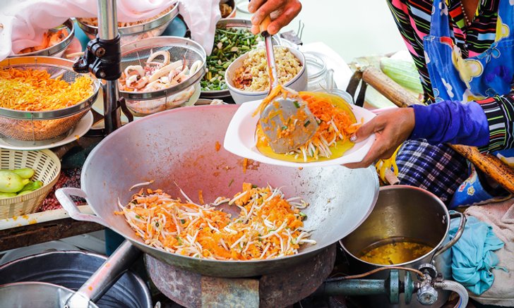 Time Out เผยผลสำรวจ "City Life Index 2018" ไทยถูกยกให้เป็นเมืองแห่งอาหารริมทางดีที่สุดในโลก