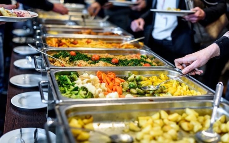 buffet-2953875_1920-696x435