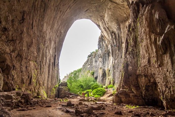 cave-1456096_960_720-630x420