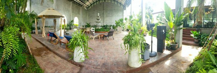 62392413_307034053566815_1200