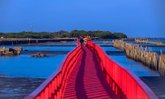 สะพานแดงศาลเจ้าพ่อมัจฉานุ แลนด์มาร์คแห่งสมุทรสาคร ทาสีใหม่สวยงามน่าไปเที่ยวชม
