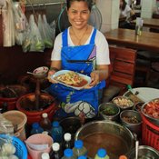 ร้านน้ำตกสีดา ตลาดวังหลัง 