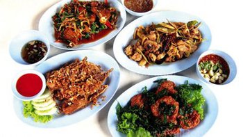 กินสะเด็ด 3 ร้านอร่อยเมืองสองพระนอน จ. อ่างทาง