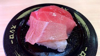 รีวิว Sushiro ร้านซูชิสายพานจากญี่ปุ่น กับโปรสุดปัง ปลาทูน่า 3 ชนิดเพียง 120 บาท!