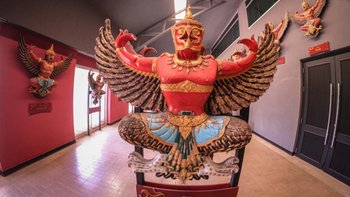 พาชมพิพิธภัณฑ์ครุฑ แห่งแรกและแห่งเดียวในอาเซียน