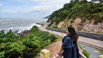 เที่ยวจันทบุรี 2 วัน 1 คืน ชมวิว ชิลตลาด อร่อยกับของกินท้องถิ่น