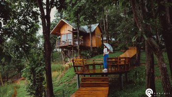 ธรรมชาติบำบัดใจ พักผ่อนที่บ้านต้นไม้ “ไร่ต้นรัก” จังหวัดน่าน