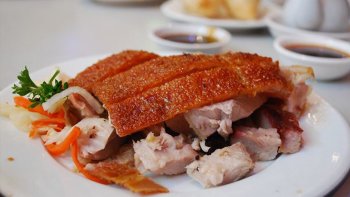 11 อาหารจีน ถูกปากคนไทย ไปเที่ยวทั้งทีต้องได้กิน!