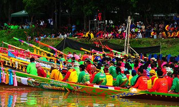 แข่งเรือยาวเข้าพรรษาจังหวัดชัยนาท