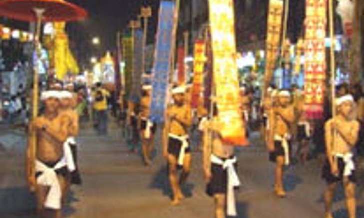 งานนมัสการหลวงพ่อศรีและวันของดีห้วยแถลง นครราชสีมา